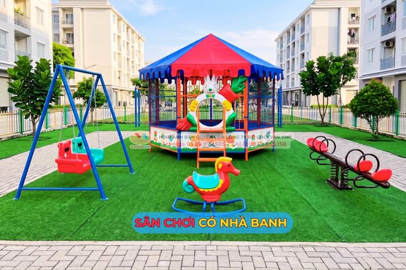 sân chơi có nhà banh